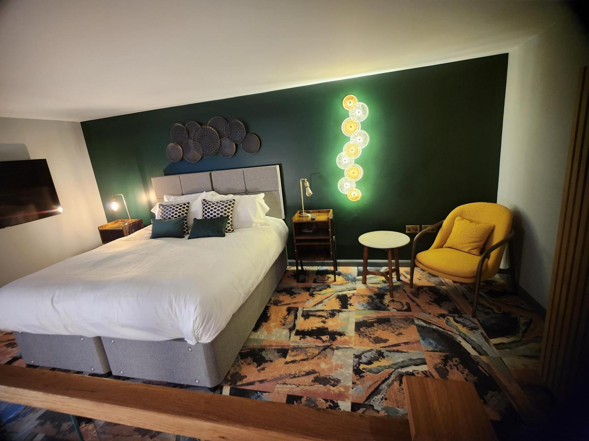 Pinnacle Suites Hotel Каус Екстер'єр фото